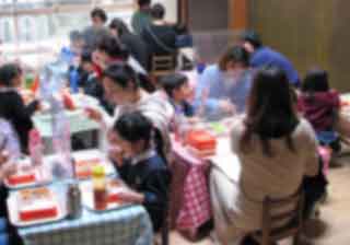 給食試食会のお知らせ